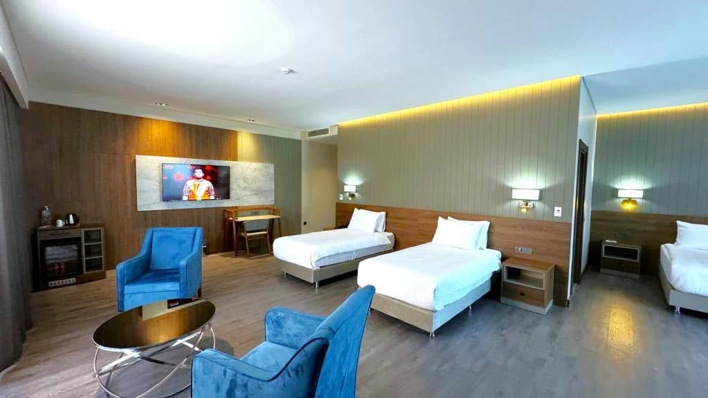 Ezkar Bathonea Art İstanbul-29