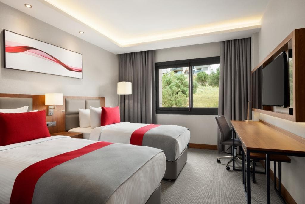 Ramada by Wyndham İzmir Aliağa-1