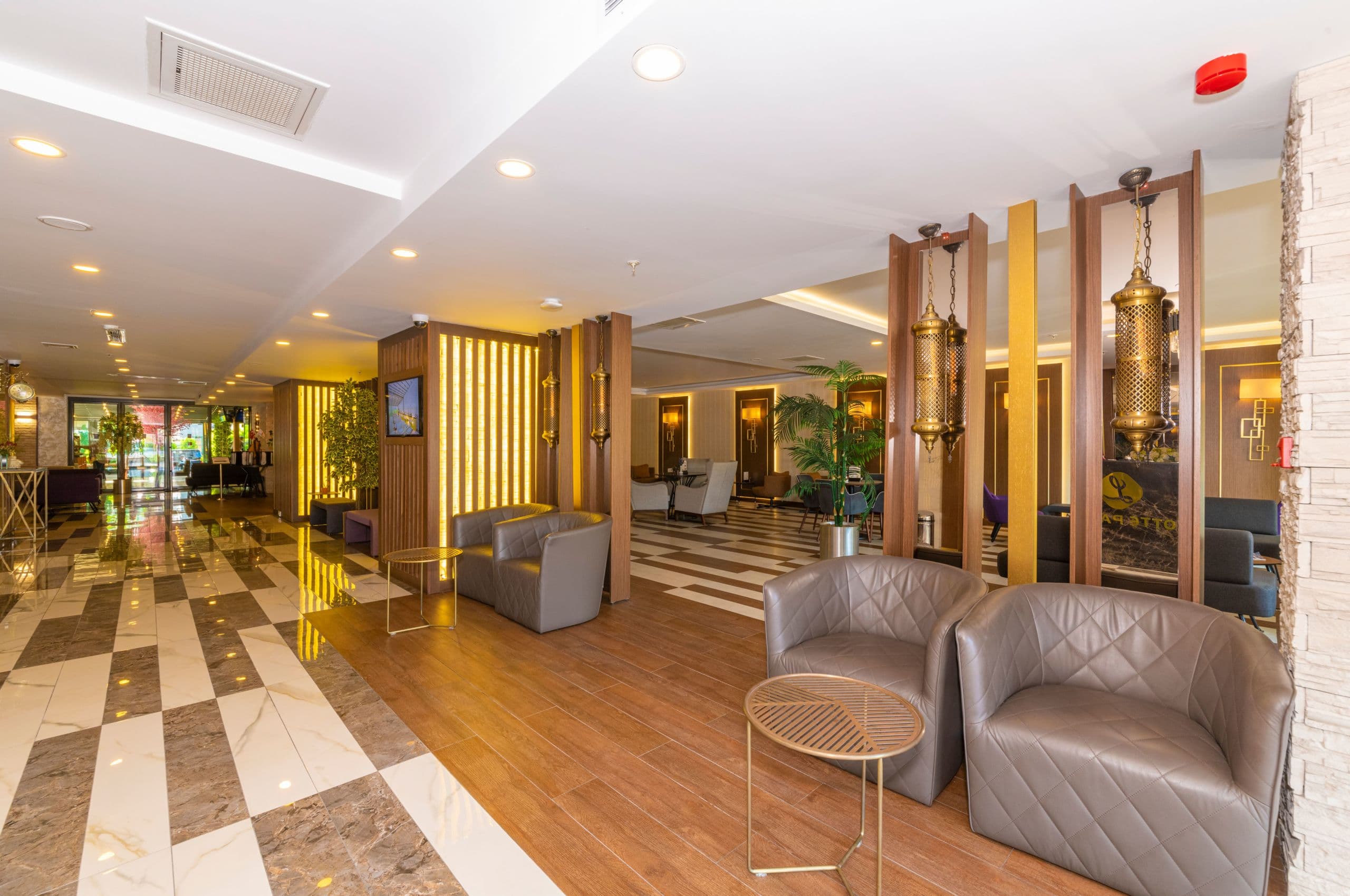 Land Park Hotel-35