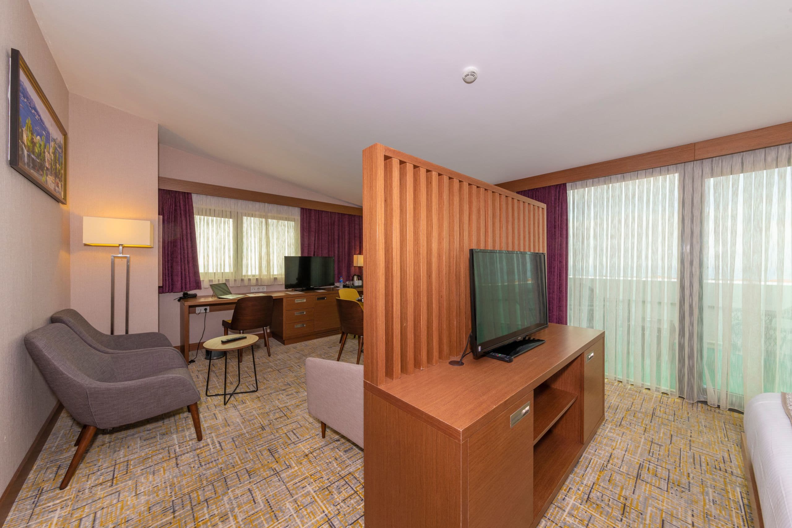 Land Park Hotel-5