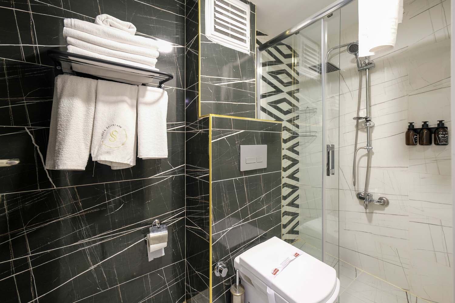 Eniza Hotel -38