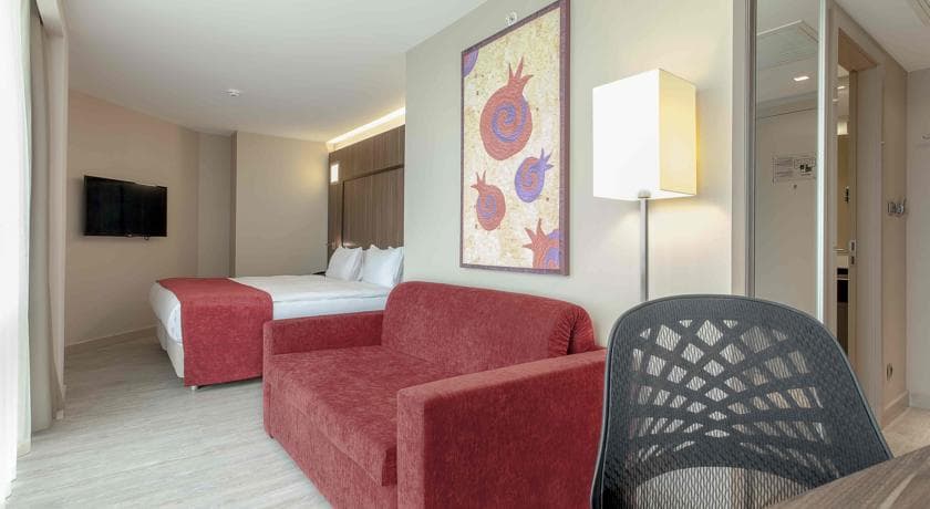 Ramada Encore By Wyndham İzmir-1